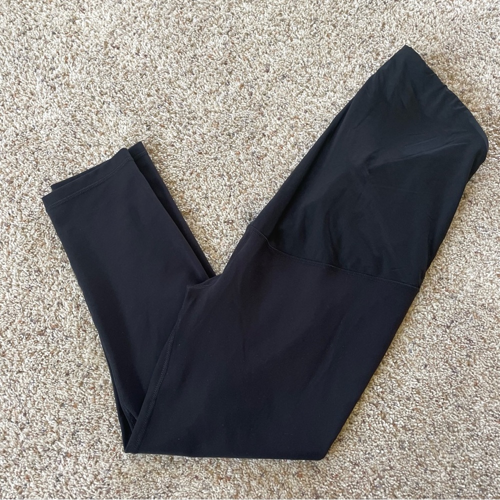 Maternity athletic leggings-capri length